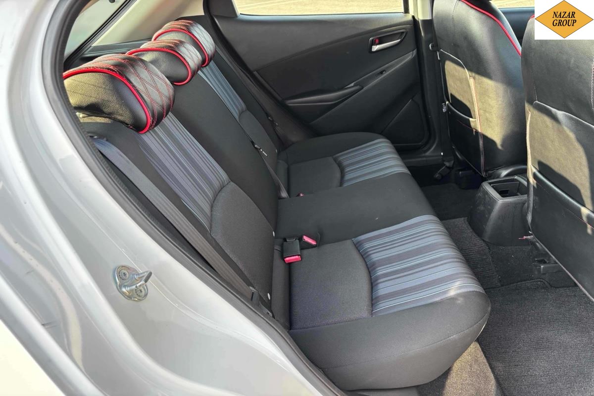 2015 Mazda Demio