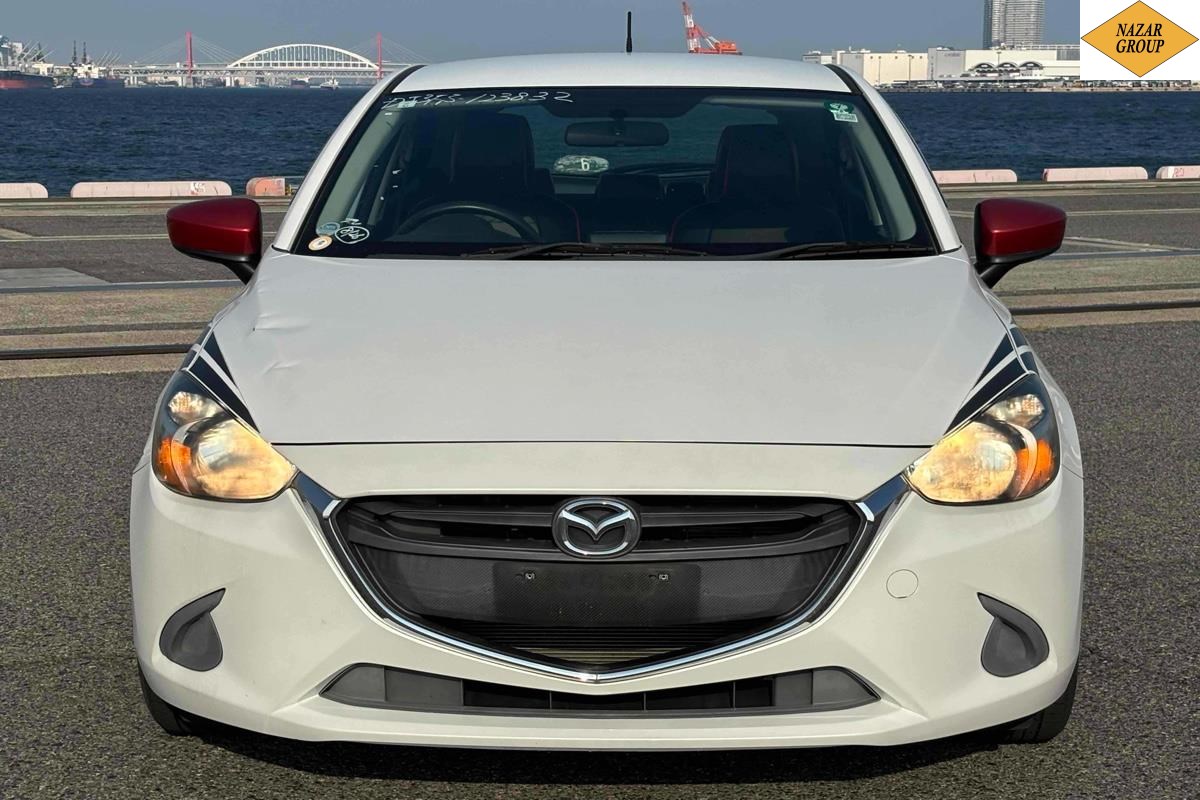 2015 Mazda Demio