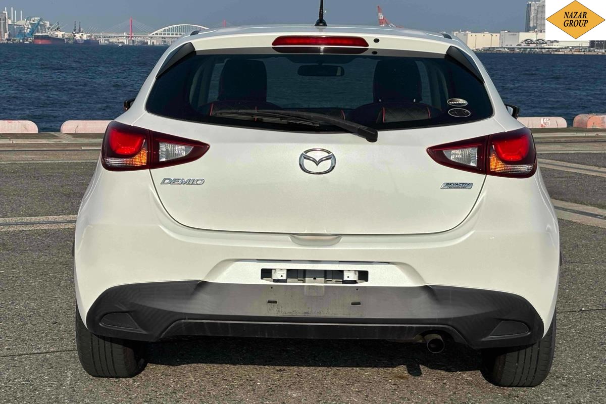 2015 Mazda Demio
