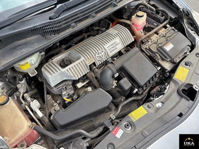 2012 Toyota Prius - Thumbnail