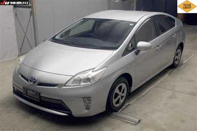 2012 Toyota Prius - Thumbnail