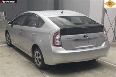 2012 Toyota Prius - Thumbnail