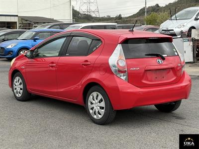 2014 Toyota Aqua - Thumbnail