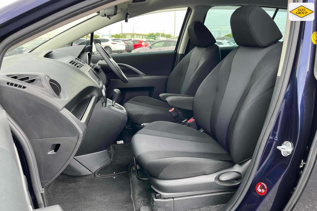 2013 Mazda Premacy