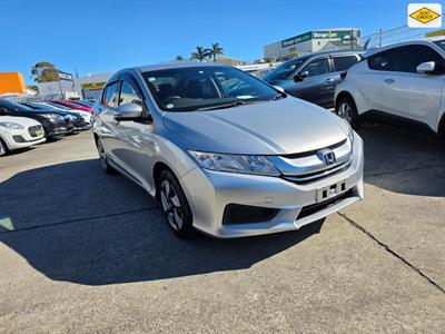 2016 Honda Grace - Thumbnail