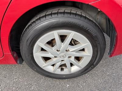 2012 Toyota Prius - Thumbnail