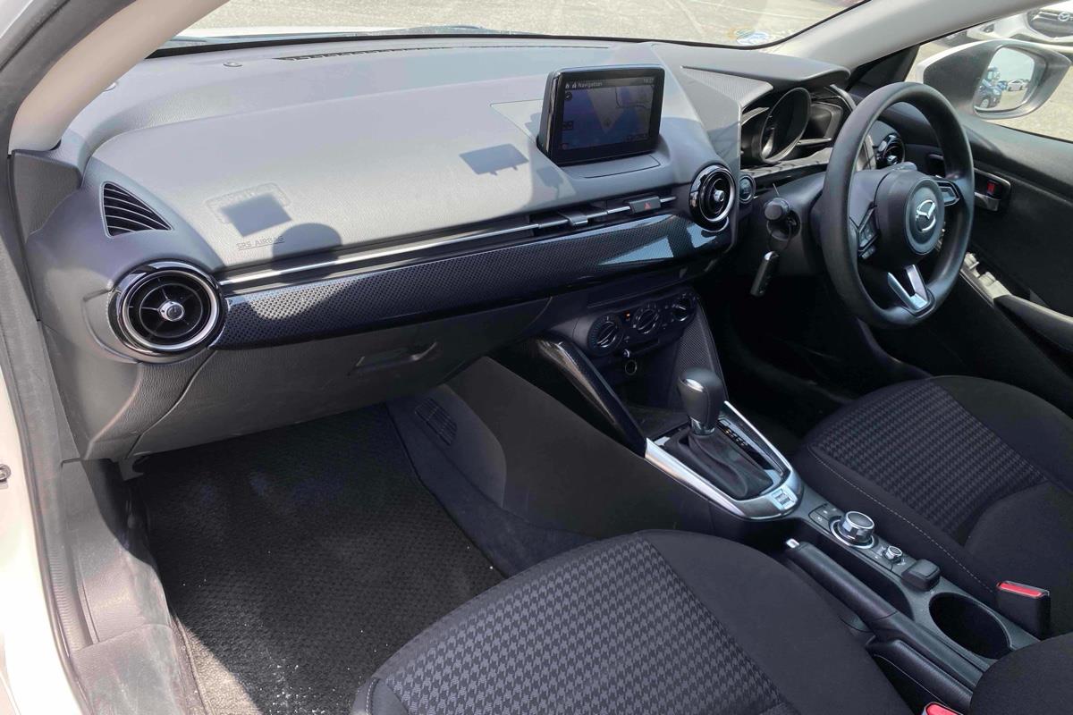 2019 Mazda Demio