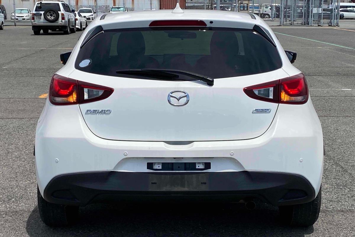 2019 Mazda Demio