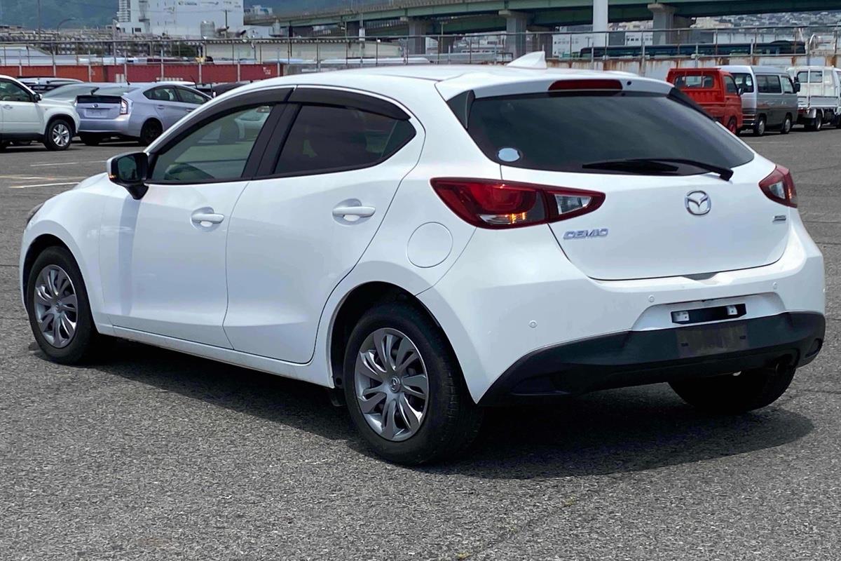 2019 Mazda Demio