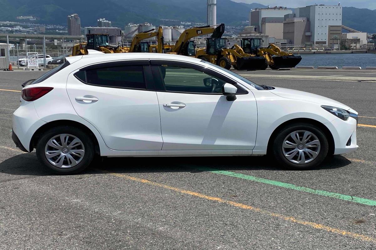 2019 Mazda Demio