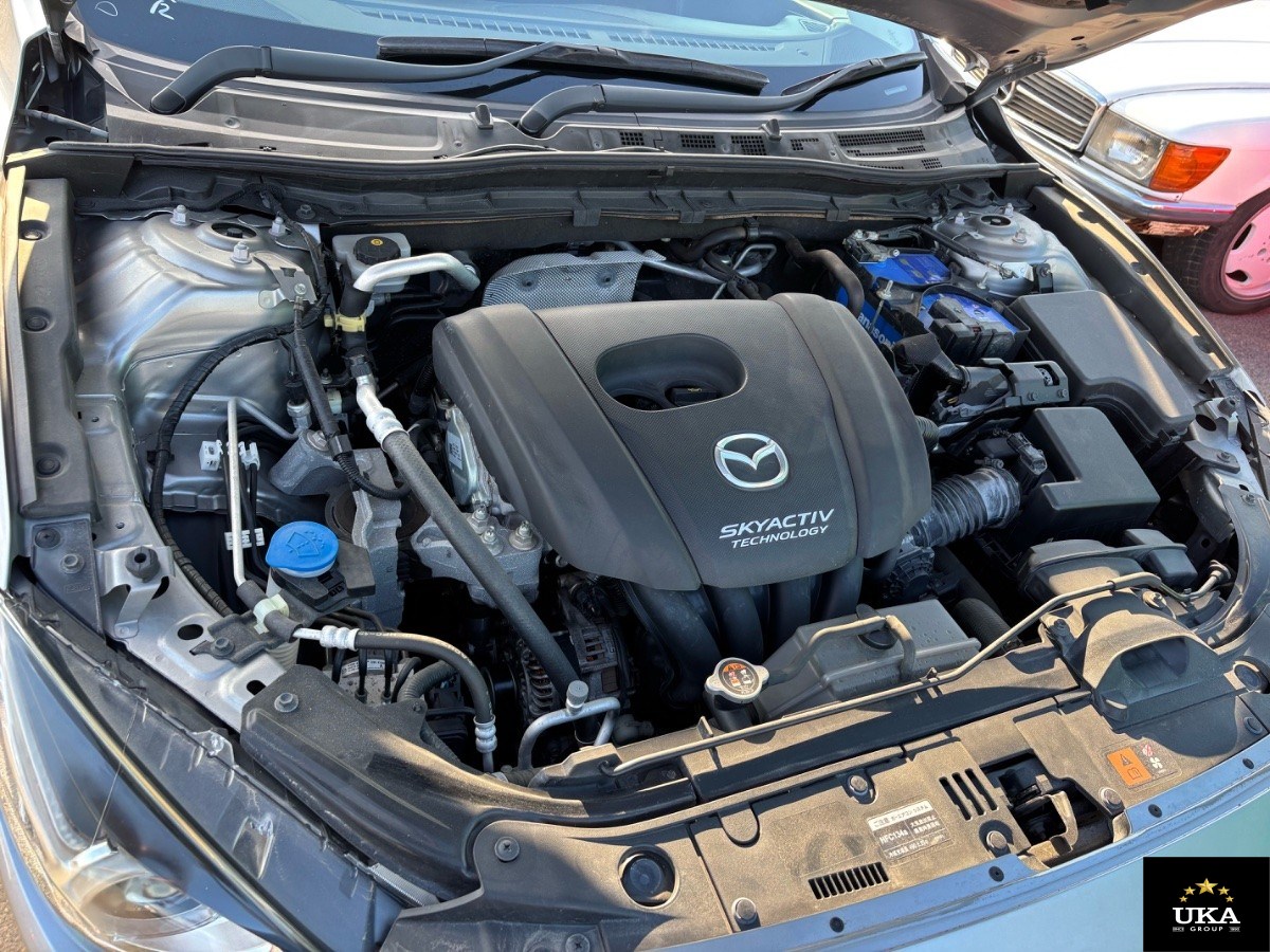 2014 Mazda Axela