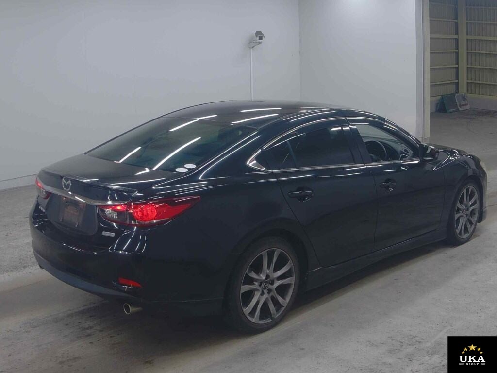 2013 Mazda Atenza