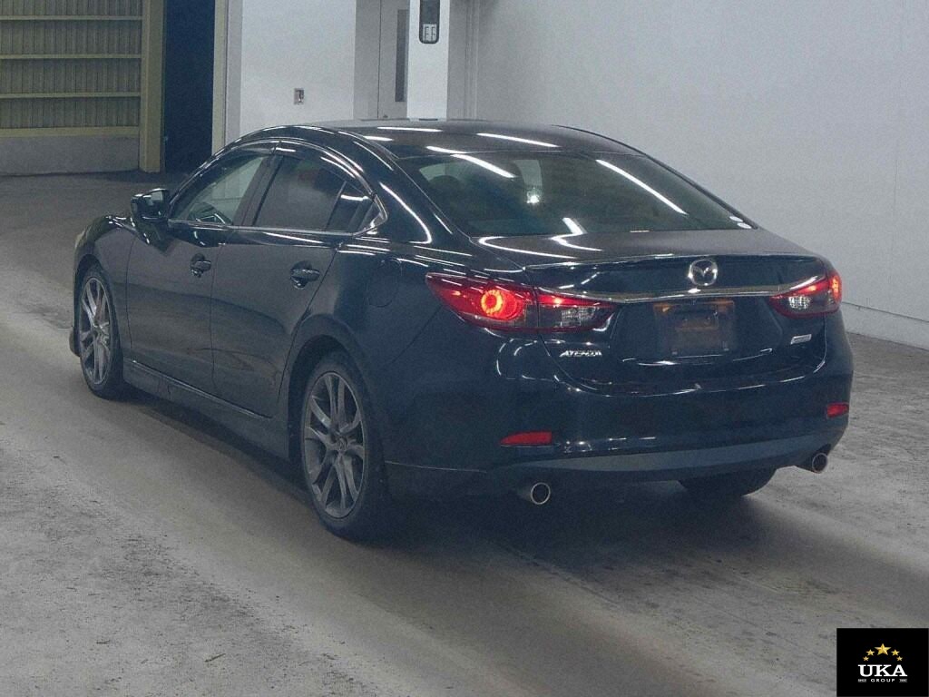 2013 Mazda Atenza