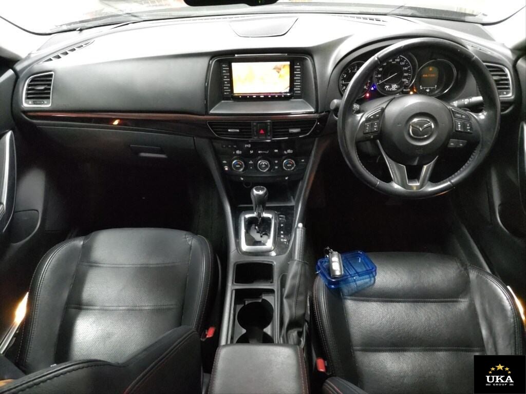 2013 Mazda Atenza