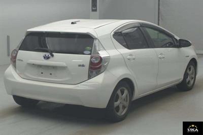 2013 Toyota Aqua - Thumbnail