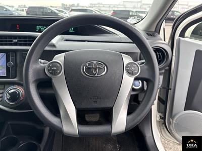 2013 Toyota Aqua - Thumbnail