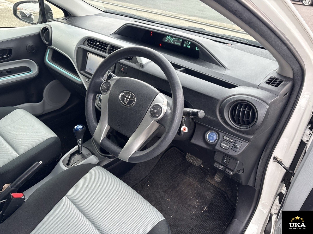 2013 Toyota Aqua
