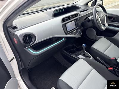 2013 Toyota Aqua - Thumbnail