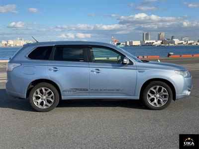 2013 Mitsubishi Outlander - Thumbnail