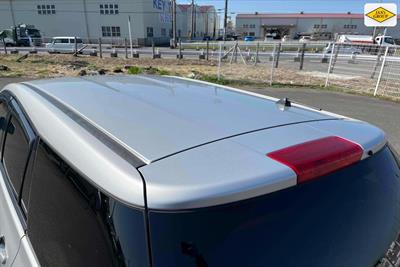 2016 Nissan Wingroad - Thumbnail