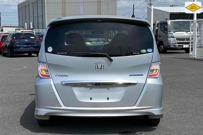 2012 Honda Freed - Thumbnail