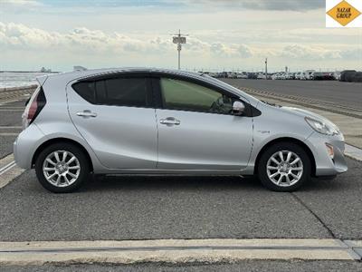 2015 Toyota Aqua - Thumbnail