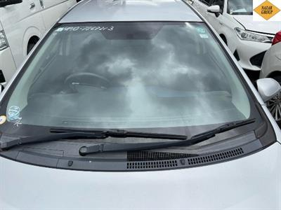 2015 Toyota Aqua - Thumbnail