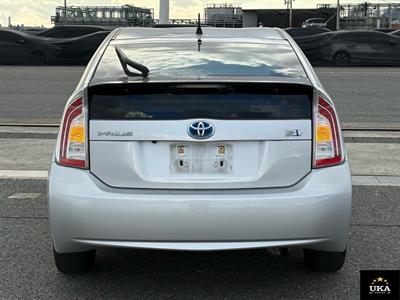 2013 Toyota Prius - Thumbnail