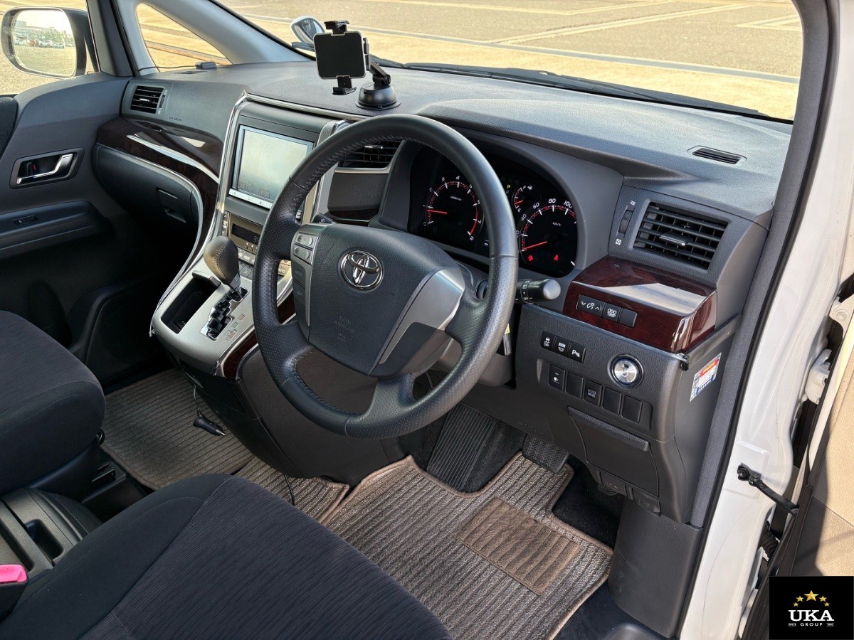 2012 Toyota Vellfire