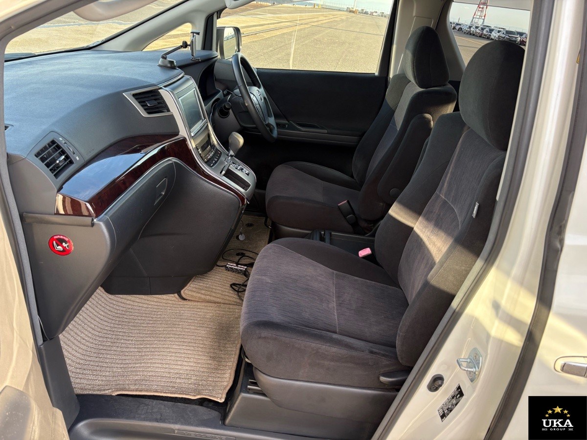 2012 Toyota Vellfire