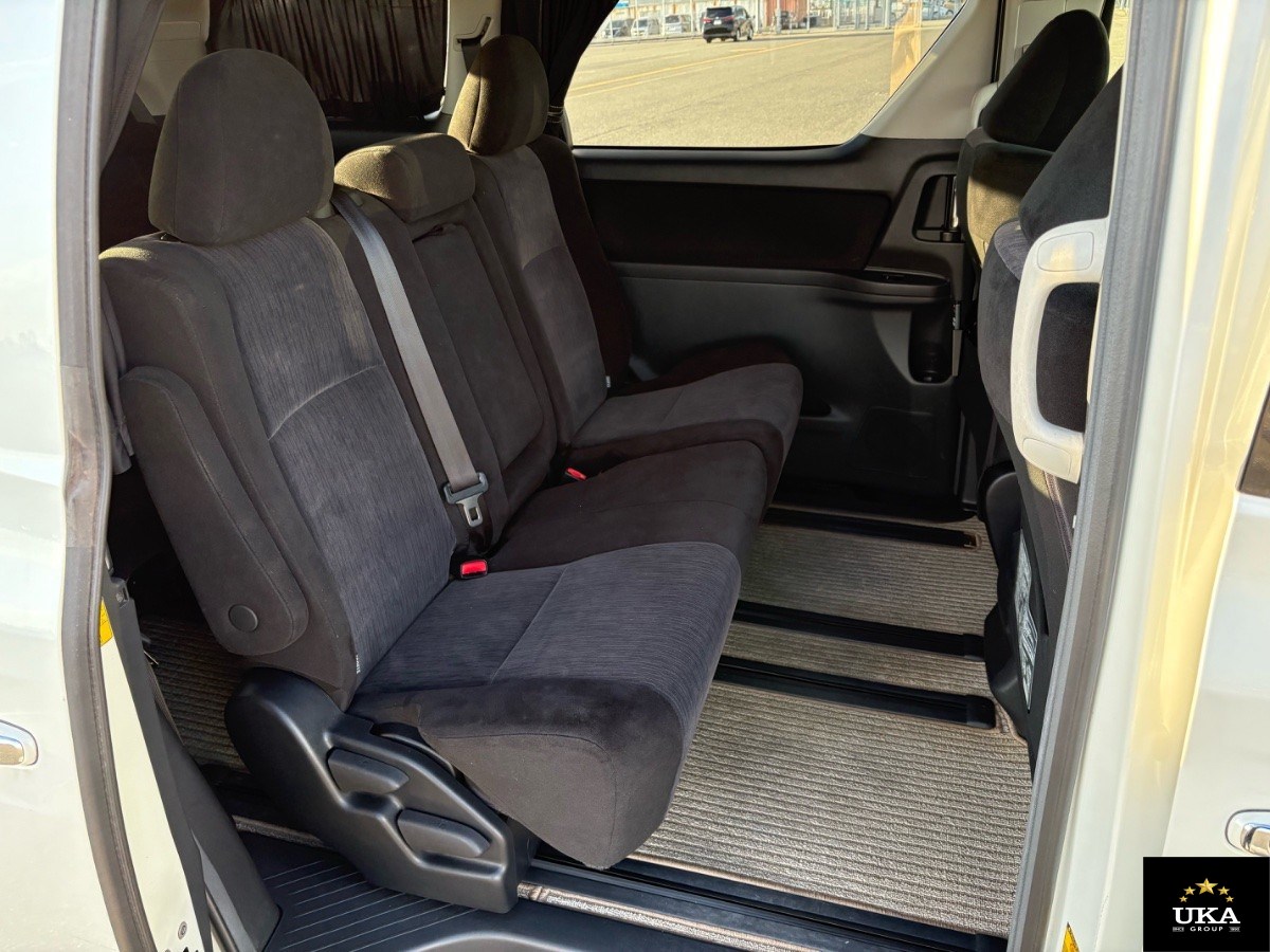 2012 Toyota Vellfire