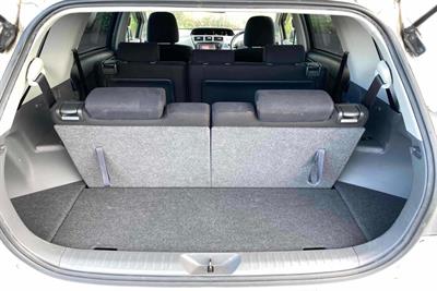 2014 Toyota Prius - Thumbnail
