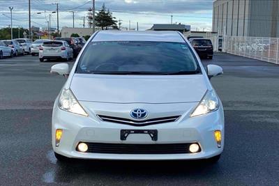2014 Toyota Prius - Thumbnail
