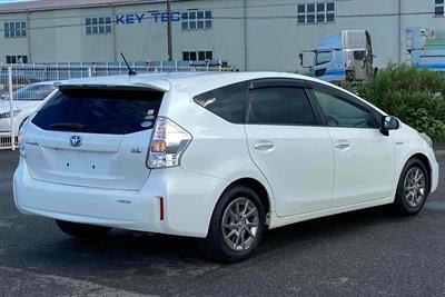 2014 Toyota Prius - Thumbnail