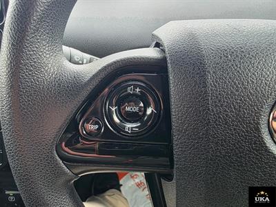 2019 Toyota Prius - Thumbnail