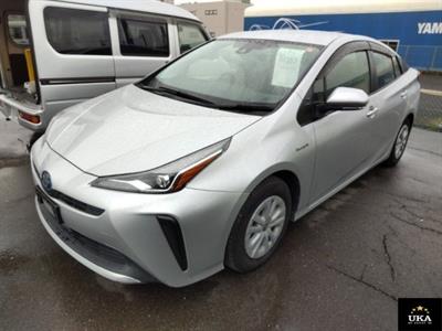 2019 Toyota Prius - Thumbnail