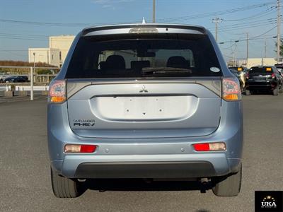 2015 Mitsubishi Outlander - Thumbnail