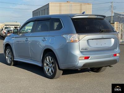 2015 Mitsubishi Outlander - Thumbnail