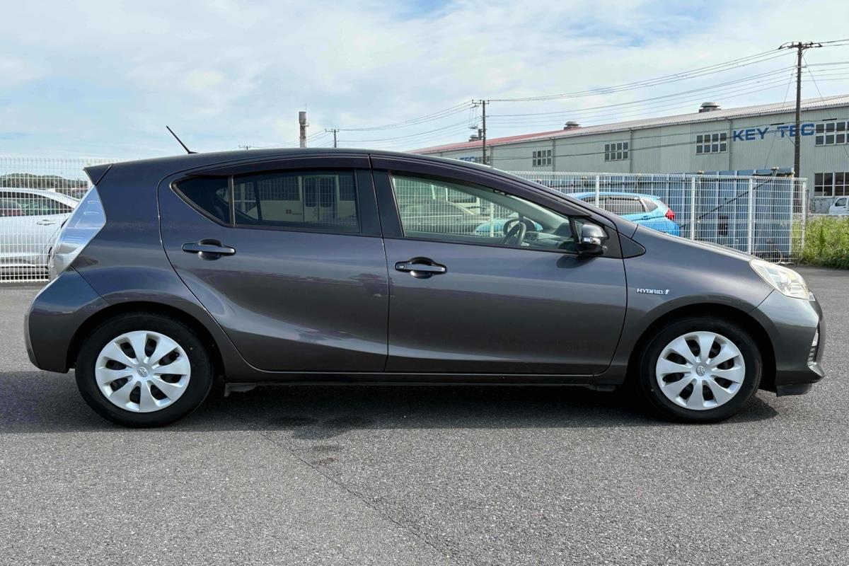 2013 Toyota Aqua