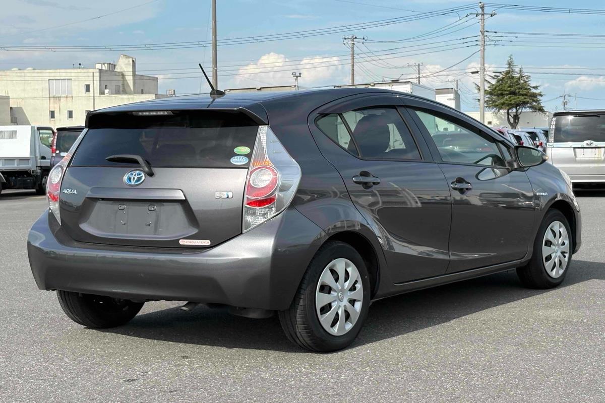 2013 Toyota Aqua
