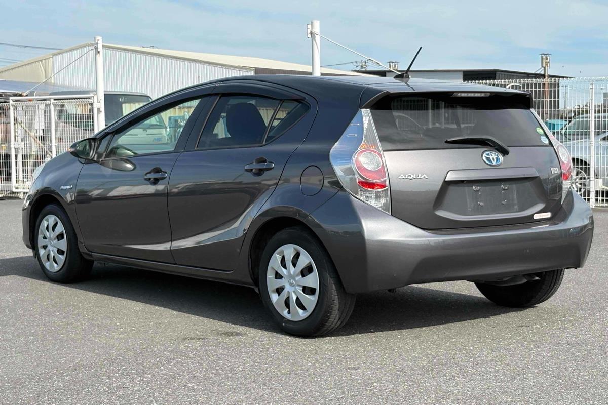 2013 Toyota Aqua