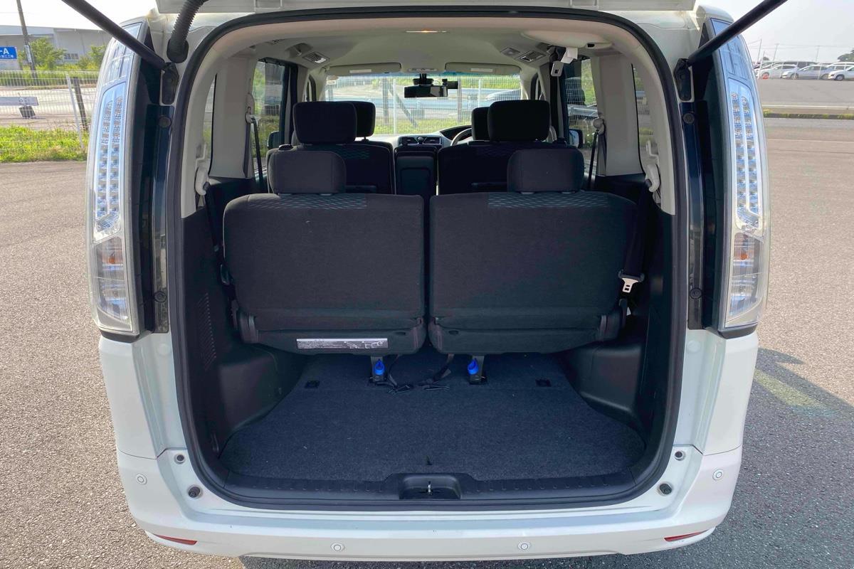 2015 Nissan Serena