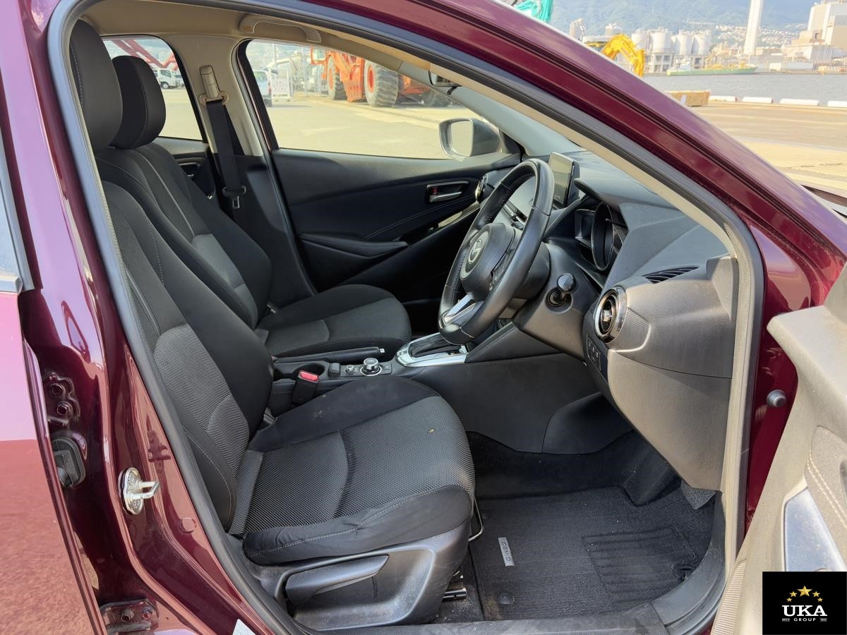 2016 Mazda Demio