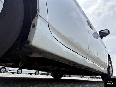 2015 Toyota Prius - Thumbnail