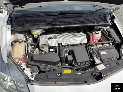 2015 Toyota Prius - Thumbnail