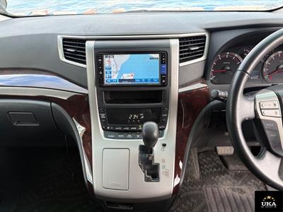 2013 Toyota Vellfire - Thumbnail