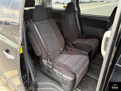 2013 Toyota Vellfire - Thumbnail