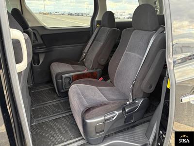 2013 Toyota Vellfire - Thumbnail