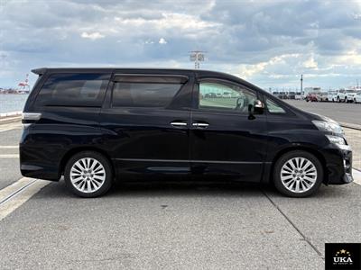 2013 Toyota Vellfire - Thumbnail