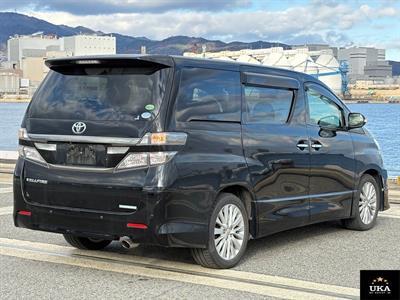 2013 Toyota Vellfire - Thumbnail